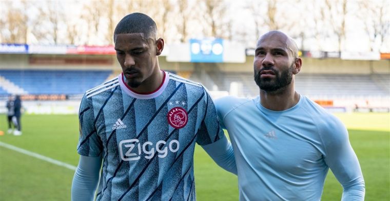 Ajax-spits Haller eerlijk: 'Ik haat social media, maar het hoort er beetje bij'