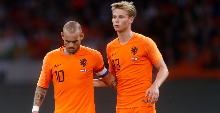 Sneijder wijst 'natuurlijke Oranje-opvolger' aan: 'Ben echt gecharmeerd van hem'