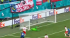 Arme Szczesny: goalie brengt Slowakije met erg knullige eigen goal op voorsprong