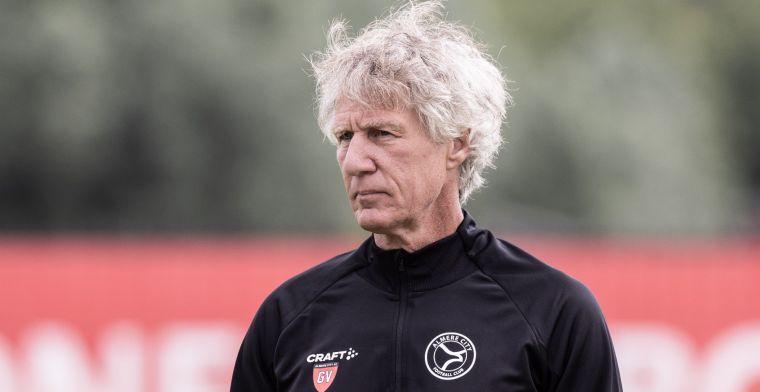 Verbeek vroeg PSV-directeur Gerbrands om advies: 'Hij vond het een goed idee'