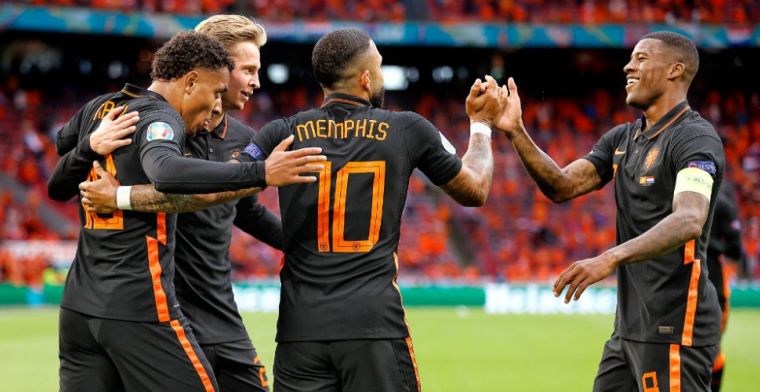Van Nistelrooy lovend over jongere generatie bij Oranje: 'Hij heeft nu al impact'