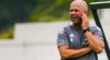 Slot laat opstelling vrijwel intact voor oefenduel, één afwezige bij Feyenoord
