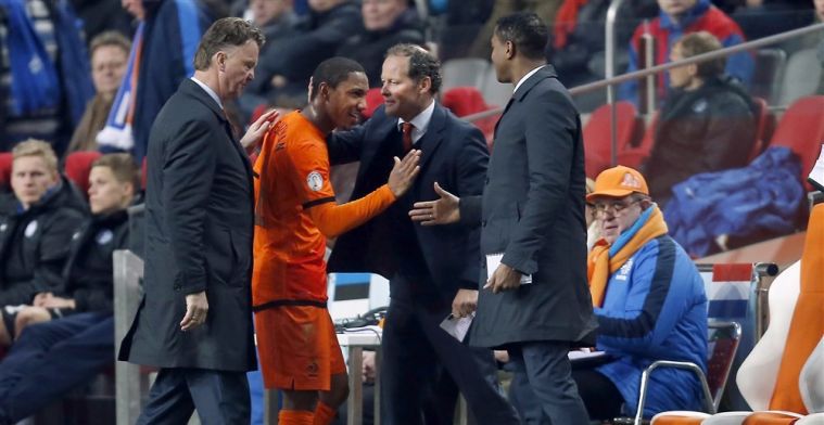 Het Oranje-roer gaat om onder Van Gaal: 'Hij weet alles, dat dwingt respect af'