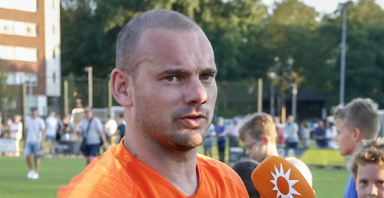 Sneijder voert hete discussie met Derksen: 'Ik ken ook de andere kant van het land