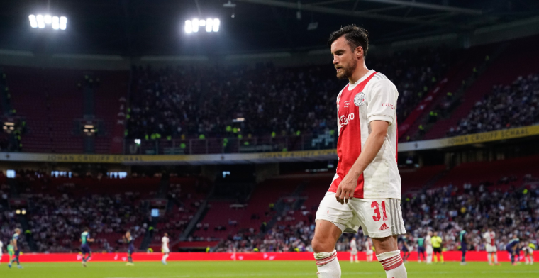 Kuipers legt uit waarom Tagliafico rood kreeg tijdens Ajax - PSV