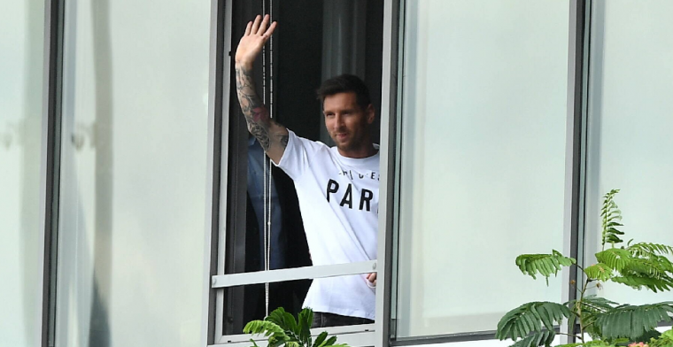 Messi meldt zich in Parijs met shirt uit Deventer: 'Wist ik niet van tevoren'
