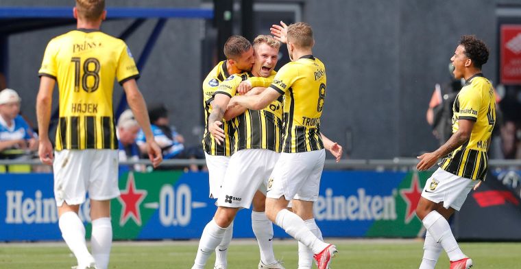 Vitesse verslaat PEC Zwolle en mist na blessure Bazoer complete verdediging