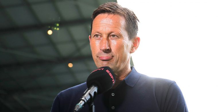 Schmidt vol lof over onverwachte hoofdrolspeler bij PSV: 'Hij verdient deze kans'