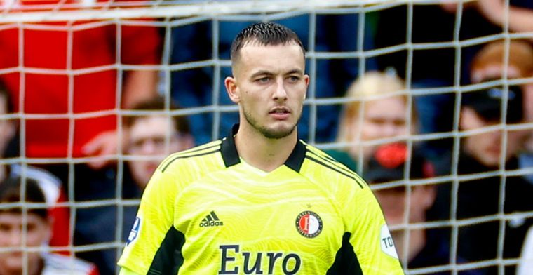 Feyenoord bevestigt nieuws razendsnel: Bijlow poseert met 'rugnummer' 2025
