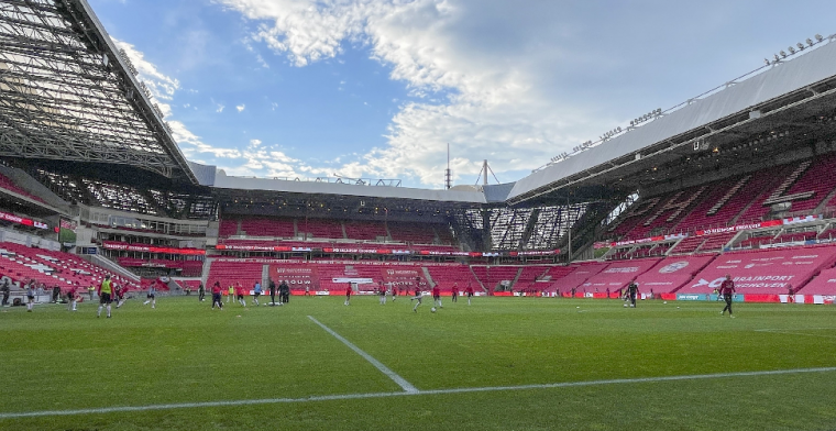 PSV strikt nieuwe rechtsback die tekent tot 2022 en aansluit bij Jong PSV