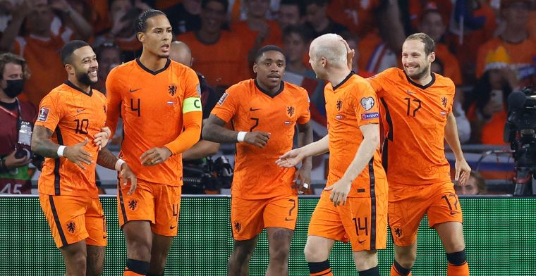 Ongekende luxe voor wervelend Oranje: 'Louis van Gaal moet de formatie doen'