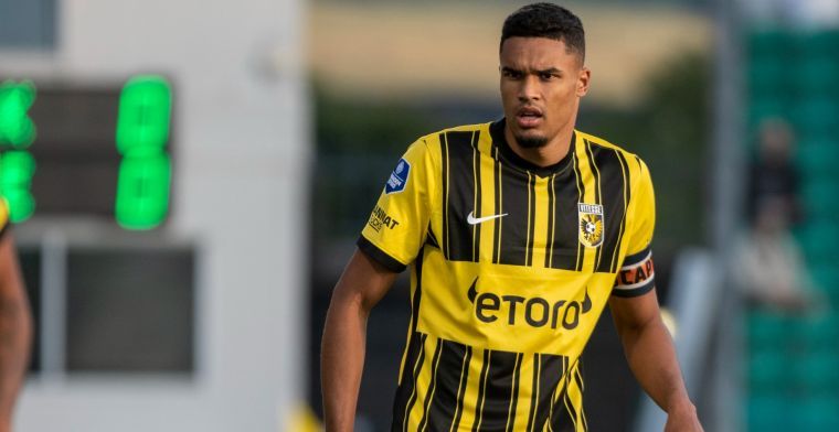 Doekhi wacht gesprek met Vitesse na mislukte transfer: 'Kan ik nog niet zeggen'