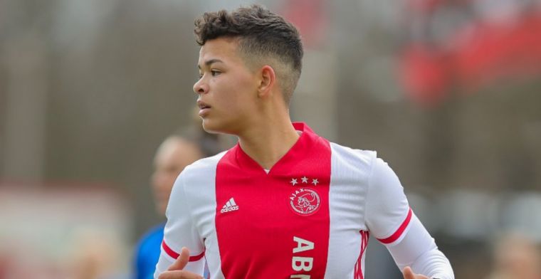 'Primeur in vrouwenvoetbal: Feyenoord betaalt transfersom voor Ajax-speelster'