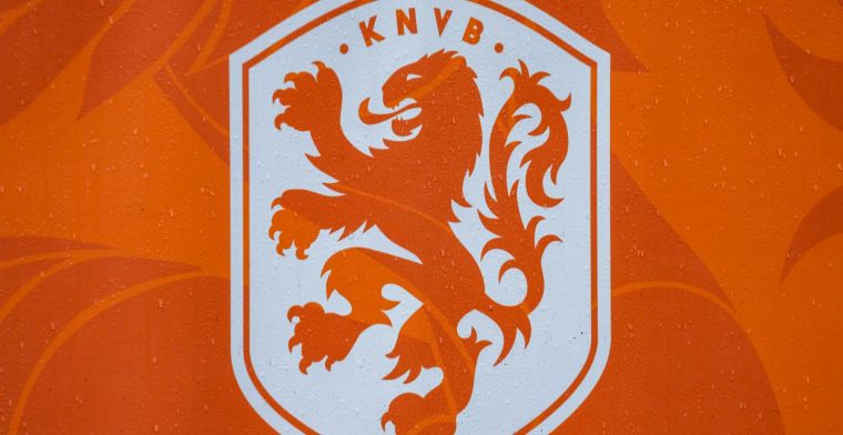 KNVB reageert op nieuws over volle stadions en hangt vlag nog niet uit