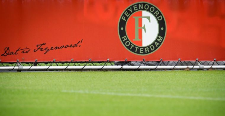 Feyenoord-doelman tekent eerste profcontract: 'Harde werken is nu beloond'