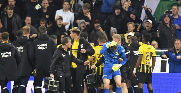 Vitesse boos: 'Ze bleven gooien, het is ongelooflijk dat ze niet stopten'