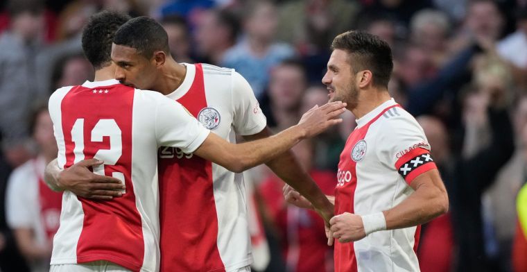 Ajax haalt ongenadig uit tegen PSV en zet kroon op droomweek
