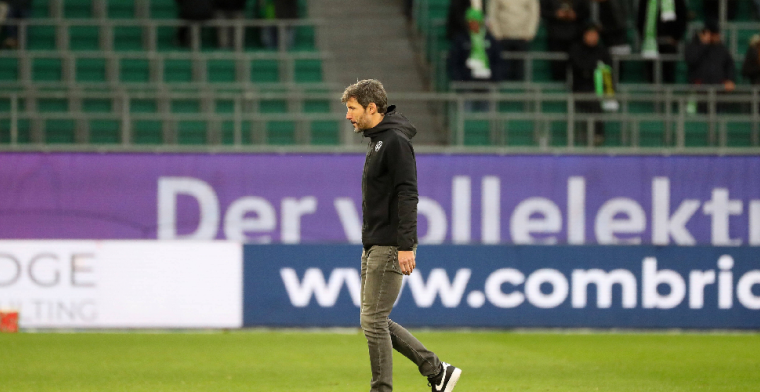 Wolfsburg is duidelijk over ontslag, Van Bommel reageert verbaasd
