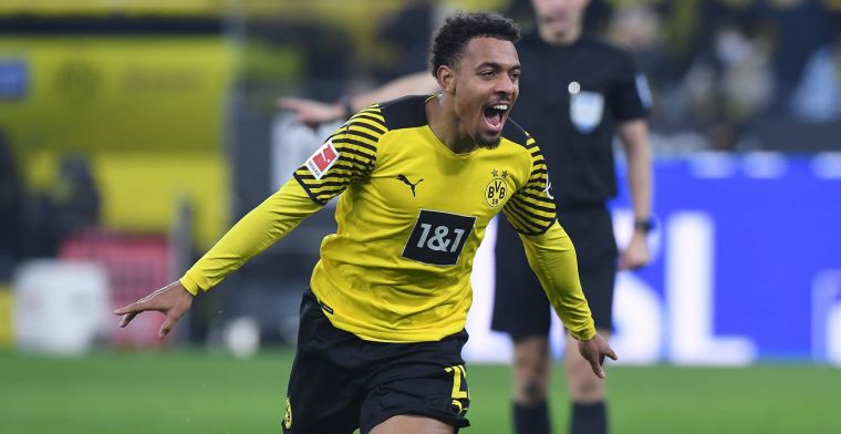 Heel Dortmund blij voor trefzekere Malen: 'Het werd tijd dat hij zou scoren'