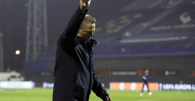 'Assistent met hoofdtrainers-CV zit klaar om Van den Brom op te volgen bij Genk'