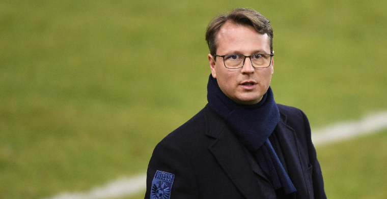 'Technisch directeur Spors gaat naar Italië en levert Vitesse 1,5 miljoen op'