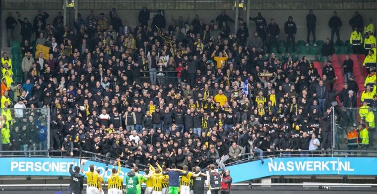 Vitesse-fans over ingestort vak: 'GelreDome trilt ook soms, dit was Kuip-achtig'