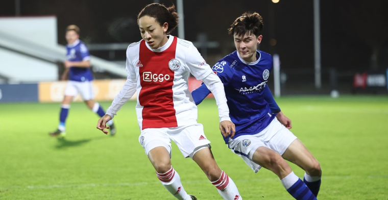 Jong Ajax breidt ongeslagen serie verder uit en neemt derde plaats weer over