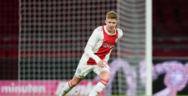 Ajax verlengt tot zomer 2026 met een van de belangijkste talenten 