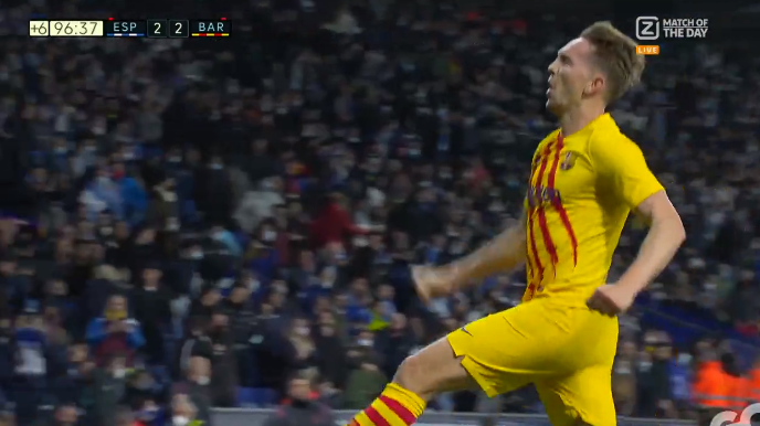 De beelden: Luuk de Jong bezorgt Barcelona punt in minuut 96 (!)