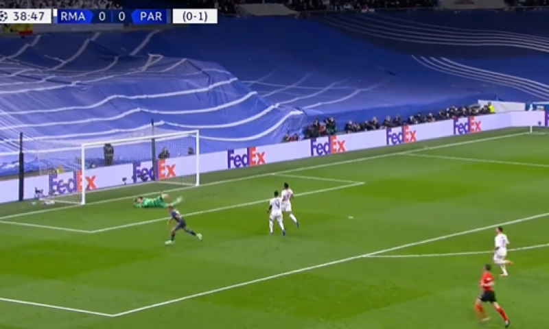 Mbappé pijnigt Real ook in Madrid: PSG komt op voorsprong in kraker