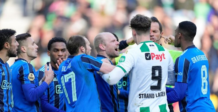 Nijhuis wekt verbazing bij Groningen - Ajax: 'Ik fluit af, geen gezeur meer'