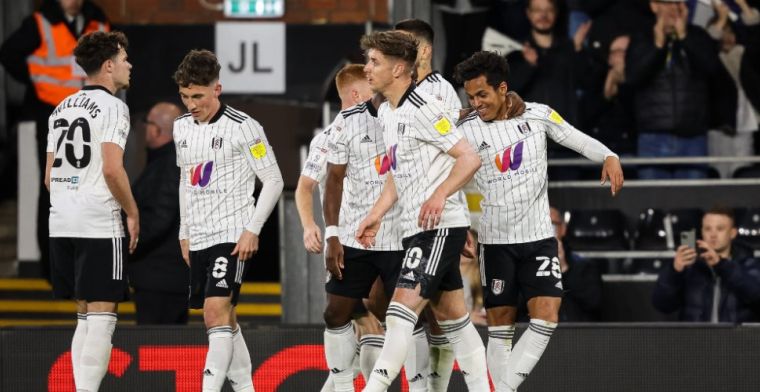 Oppermachtig Fulham keert na één jaar afwezigheid terug in Premier League