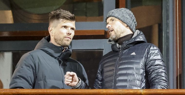 'Ajax lijkt Hamstra en Huntelaar voor langere tijd de macht te gaan geven'