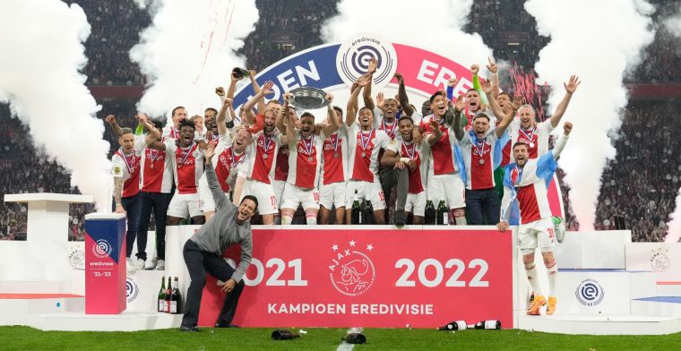 'Ajax verzekert zich van tientallen miljoenen na vreemd, paradoxaal kampioensjaar'