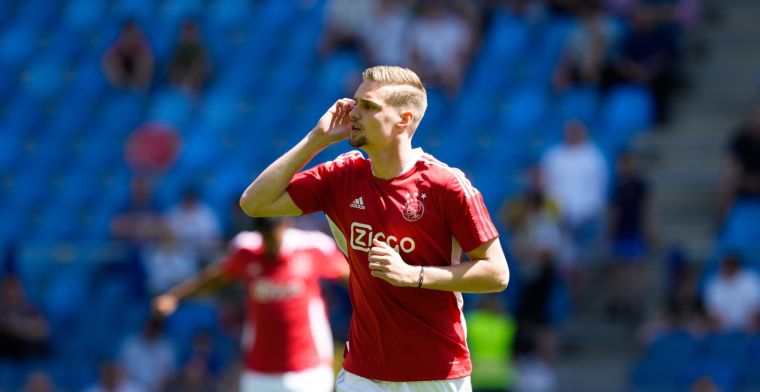 'Tweehonderd wedstrijden voor Ajax spelen en dan vertrekken voor veel geld'