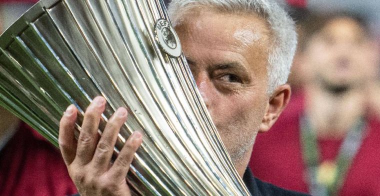 'Mourinho zweert trouw aan AS Roma, maar Paris Saint-Germain ligt op de loer'