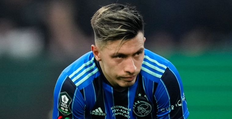 Martínez hoopt op 'realistisch' Ajax: 'Anders zal hij met de vuist op tafel slaan'