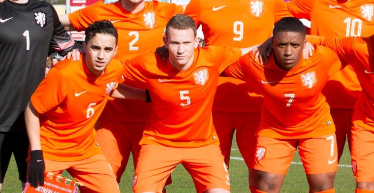 Bergwijn lichtte boezemvriend in over Ajax-transfer: 'Abdelhak was superblij'