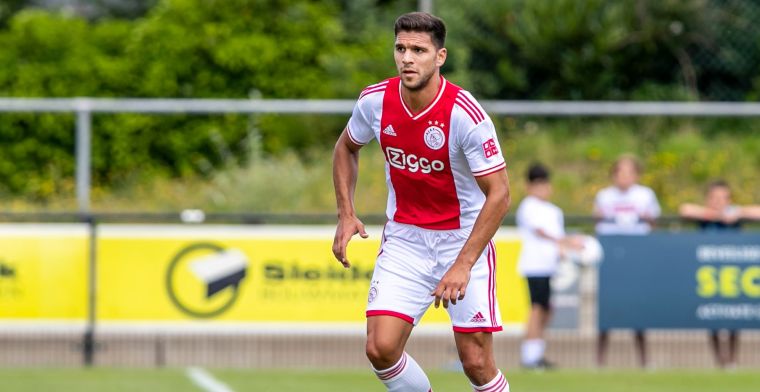 Ajax verliest ook van FC Utrecht in besloten oefenduel, rood Magallán
