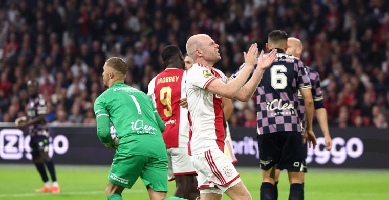 Ajax verzuimt koppositie te heroveren: 'Dan schaam je je kapot eigenlijk'