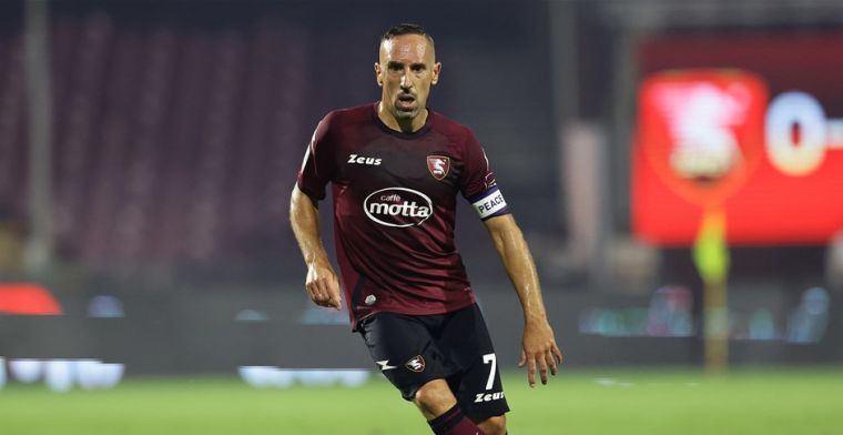 'Ribéry zet op 39-jarige leeftijd noodgedwongen punt achter rijke carrière'