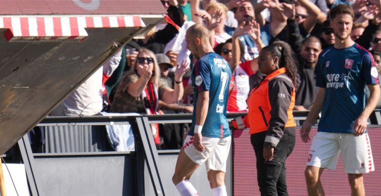 FC Twente moet Cerny twee duels missen na veelbesproken rode kaart