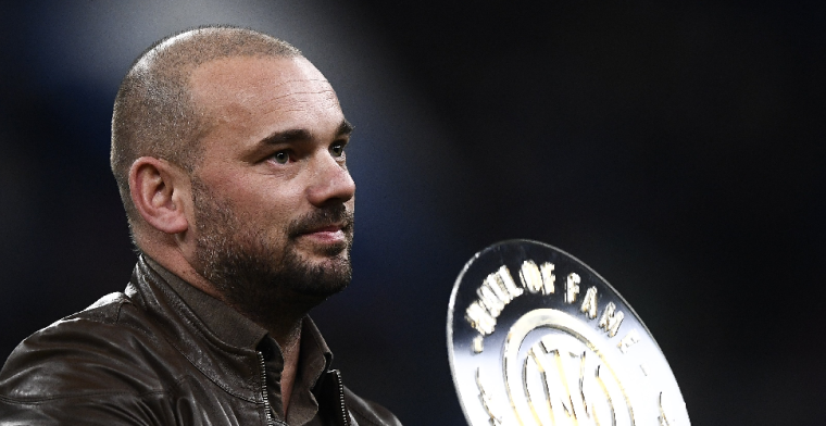 Sneijder vermoedt transferpolitiek bij Ajax: 'Spelers vinden het niet meer fijn'