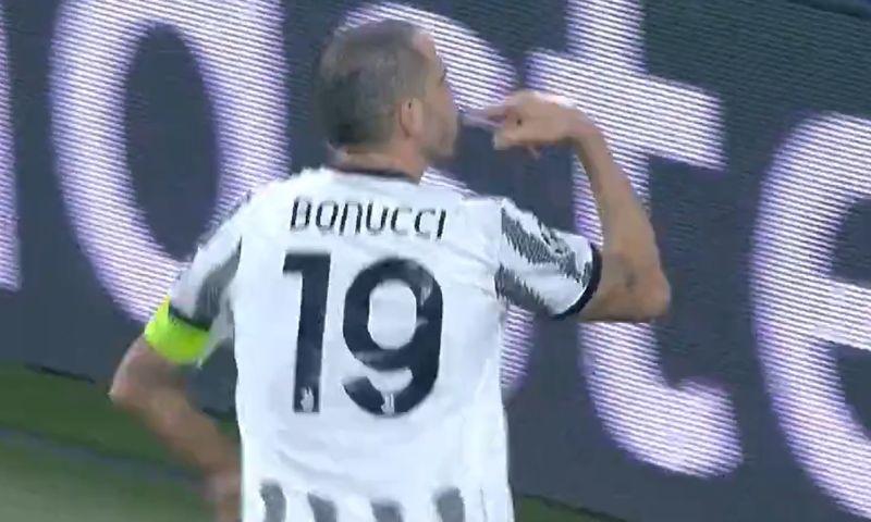 Supersterren van PSG verrast: Bonucci scoort plotseling voor grauw Juventus