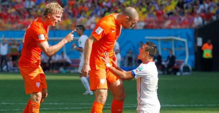 Vlaar verwacht nog een verrassing bij WK-selectie: 'Doet Van Gaal elk jaar'