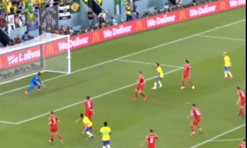 Casemiro schiet Brazilië met streep naar achtste finales tegen Zwitserland