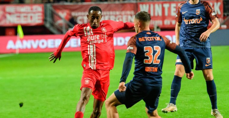 LIVE-discussie: Jans voert één wijziging door bij FC Twente voor cruciaal duel