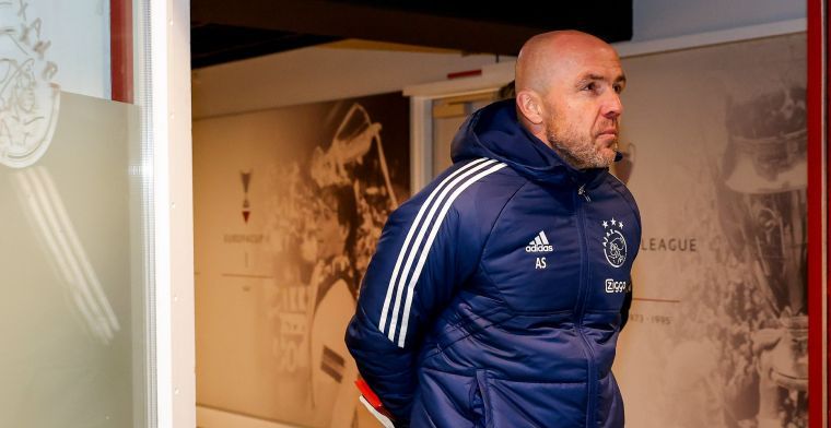 Ajax kan zich nog verder blameren door een buitenlandse coach te halen