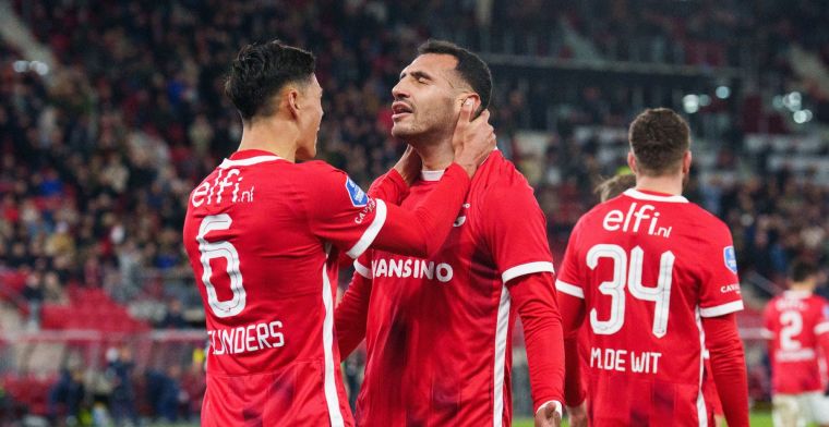 Ongekend spektakelstuk: twee Griekse hattricks, AZ - FC Utrecht eindigt onbeslist