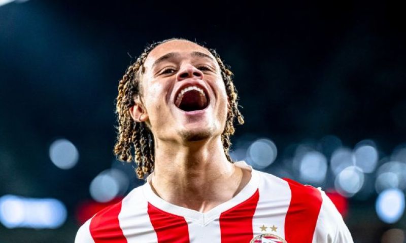 Transfernieuws Ajax